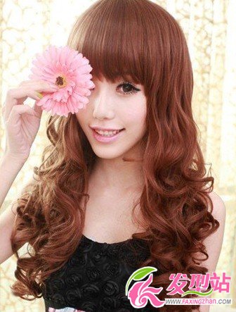 2013最新女生長卷發(fā)發(fā)型