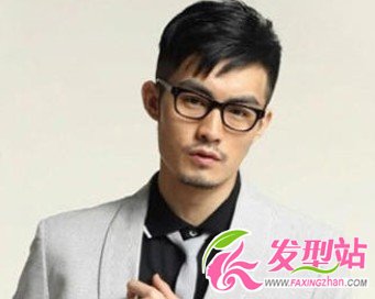 30歲男人發(fā)型 做成功男士