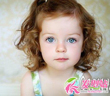 2013小女孩短發(fā)可愛(ài)發(fā)型綁扎方法