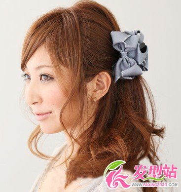 2013流行發(fā)型:韓式發(fā)型扎法