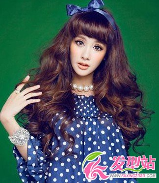 2013流行發(fā)型:女生卷發(fā)發(fā)型