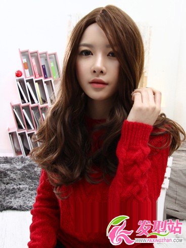 2013女生美麗卷發(fā)發(fā)型