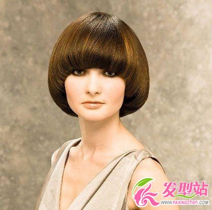 女生短發(fā):經(jīng)典時尚波波頭