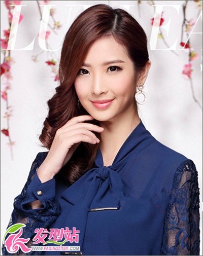 2013韓國女生流行卷發(fā)發(fā)型圖