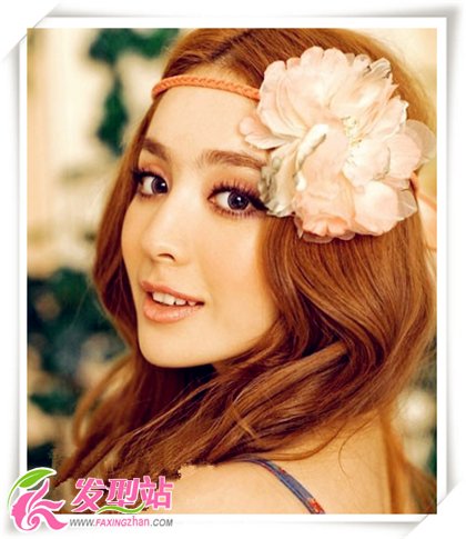 2013靚麗波西米亞風(fēng)格發(fā)型 散發(fā)女神氣質(zhì)