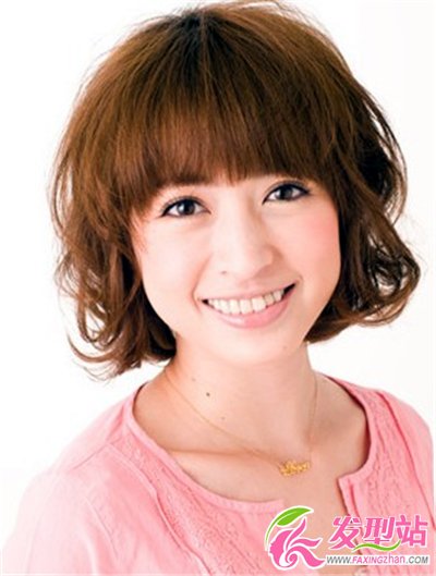圓臉女生適合什么短發(fā)發(fā)型