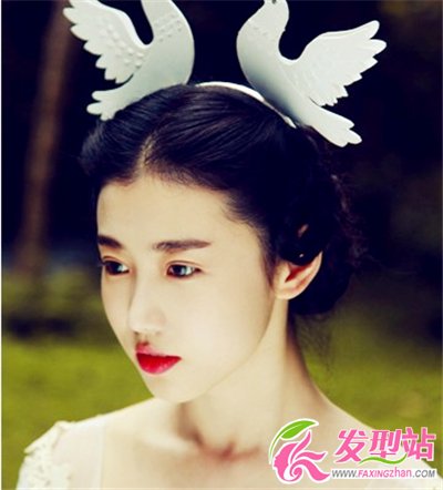 經(jīng)典高雅無劉海盤發(fā) 擁有明星般氣質(zhì)
