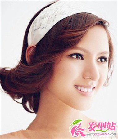 什么樣是扎發(fā)適合圓臉女生 個(gè)性瘦臉扎發(fā)