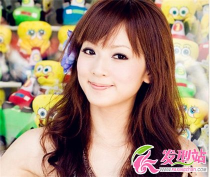 2014年女生流行什么卷發(fā) 韓式卷發(fā)最時(shí)尚修顏