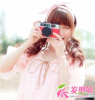 如何扎雙馬尾好看 萌妹子俏皮雙馬尾扎發(fā)發(fā)型