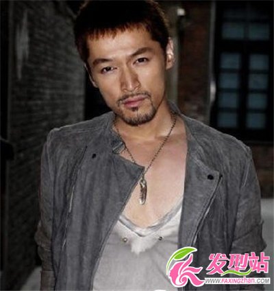 胡歌現(xiàn)實生活中時尚發(fā)型盤點