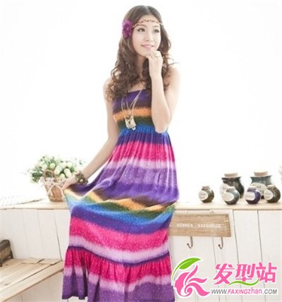 2014長(zhǎng)發(fā)女生流行蛋卷頭 時(shí)尚卷發(fā)打造最美臉型