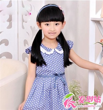 小女孩可愛(ài)時(shí)尚韓式扎發(fā)發(fā)型