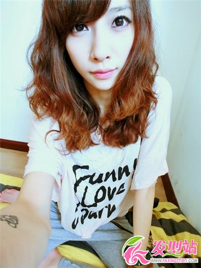 三角臉女生適合什么發(fā)型 時(shí)尚三角臉型美女發(fā)型圖片