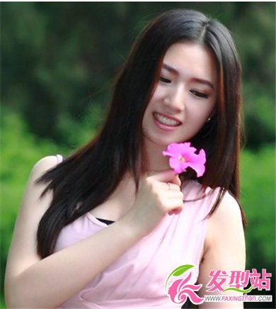 女生時(shí)尚氣質(zhì)直發(fā)發(fā)型 打造2014氣質(zhì)美女
