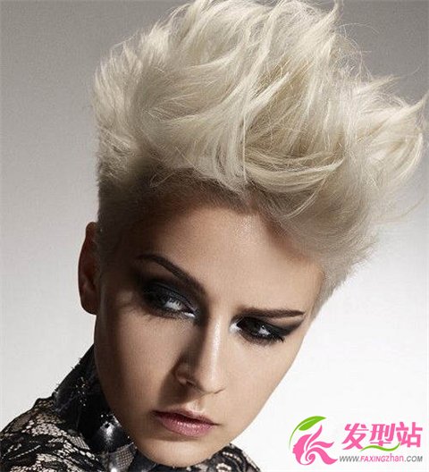 女生個(gè)性無(wú)劉海短發(fā)設(shè)計(jì) 帥氣時(shí)尚非主流短發(fā)發(fā)型