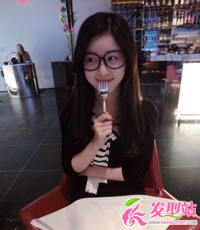 劉強(qiáng)東章澤天戀愛(ài)是真的嗎_劉強(qiáng)東奶茶妹相戀_劉強(qiáng)東章澤天資料