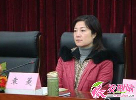 袁菱情夫都有誰(shuí)_袁菱個(gè)人資料簡(jiǎn)介_(kāi)袁菱老公龔力照片