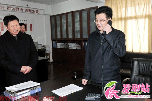 姚木根弟弟姚靈目個人資料_姚靈目女兒是誰_姚佳網(wǎng)上炫富圖