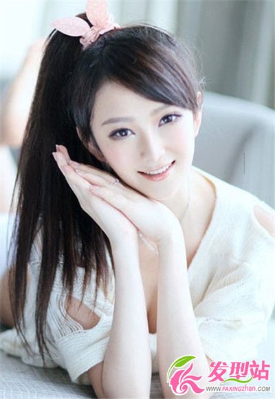 春夏季女生最愛扎發(fā)發(fā)型 簡單清新馬尾扎發(fā)發(fā)型