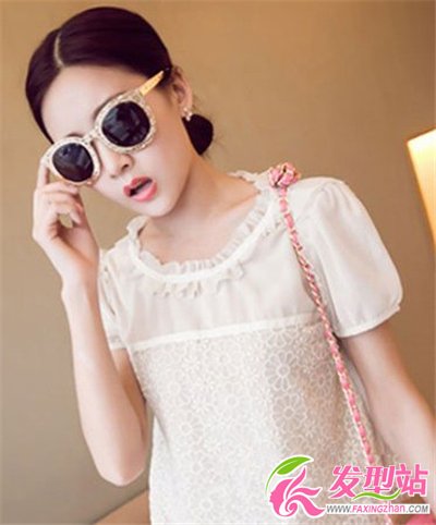 適合長(zhǎng)發(fā)女生的夏天時(shí)尚扎發(fā) 流行扎發(fā)清爽又減齡