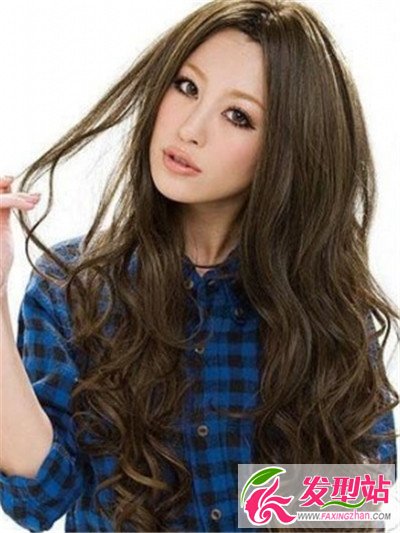 今年女生流行什么發(fā)型 蓬卷發(fā)發(fā)型讓你橫掃四季無憂