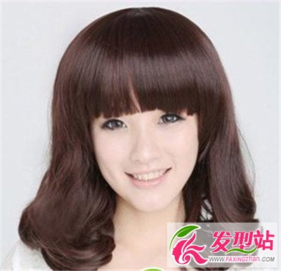 氣質(zhì)型中長(zhǎng)發(fā)卷發(fā)發(fā)型 各種風(fēng)格任你挑
