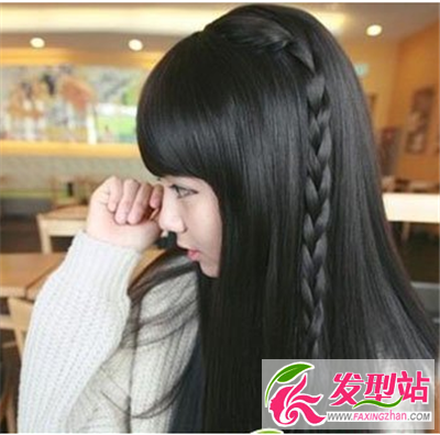 女生柔順亮澤長(zhǎng)發(fā)發(fā)型 一秒鐘吸引聚焦