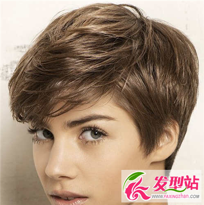 女士另類個性短發(fā)發(fā)型 時尚短發(fā)強(qiáng)大內(nèi)心的展示