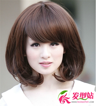 立體時尚假發(fā)發(fā)型 素顏清新打造短發(fā)美女