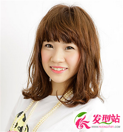 尋找你心中的心儀發(fā)型 中長(zhǎng)發(fā)發(fā)型輕便易打理