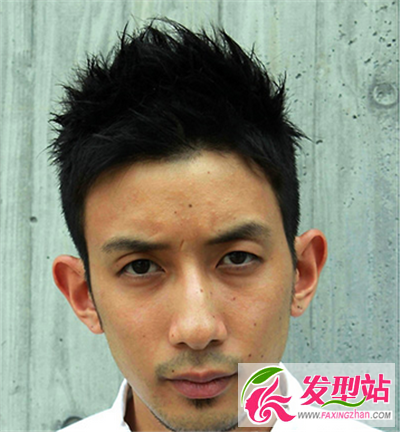 展現(xiàn)男士獨有魅力發(fā)型 吸引異性輕松搞定