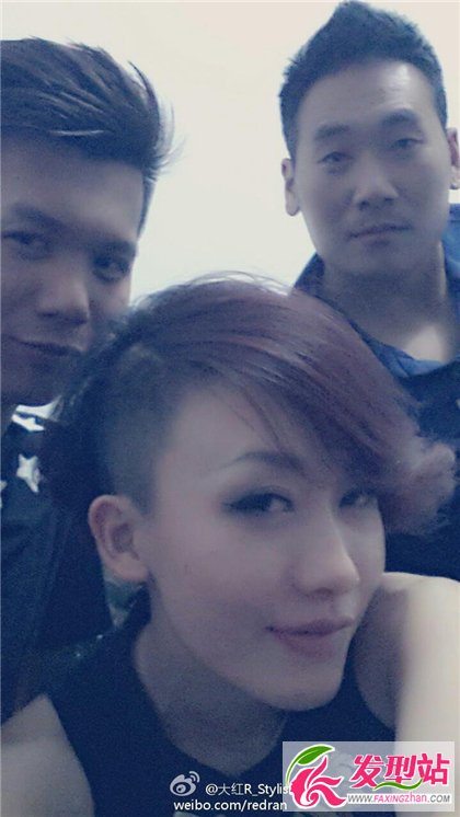 \(chng)_ψ(chng)̖(ho)ŮeȽԱĿǰڱ(dn)λyӖ(xn)ώ黯yӖ(xn)vиһΰۺϲgb䡣ȽĂ(g)΢иcݳHܺ˸΢л(dng)l