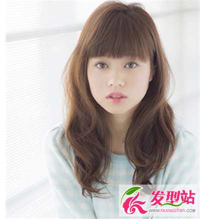 方臉女生適合的發(fā)型 清純感頗為流行