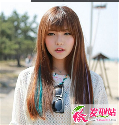 飄逸長(zhǎng)發(fā)發(fā)型 直發(fā)帶給你永恒之美