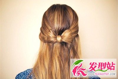 DIY美發(fā)小課堂 俏皮蝴蝶結(jié)發(fā)髻輕松學(xué)