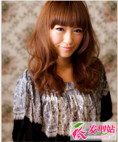 強(qiáng)烈推薦女生卷發(fā)發(fā)型 和枯燥感說(shuō)拜拜