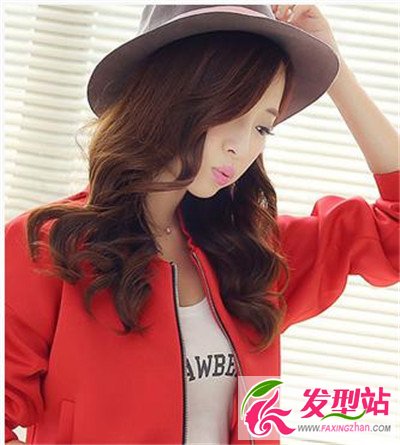 秋季時(shí)尚唯美長(zhǎng)卷發(fā) 值得一看秋季攻略