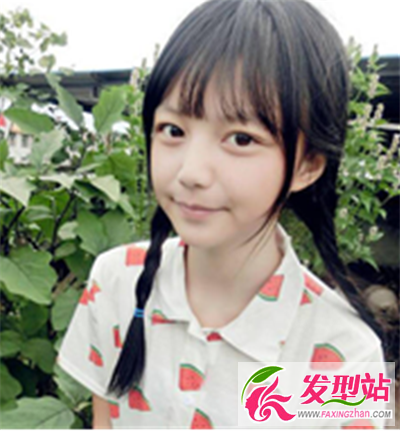 小孩發(fā)型搶眼,時尚潮流大方