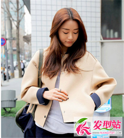 微涼初秋長(zhǎng)發(fā)發(fā)型推薦 凸顯時(shí)尚潮流氣質(zhì)