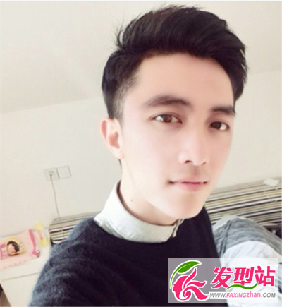 開(kāi)學(xué)季學(xué)長(zhǎng)必備發(fā)型 時(shí)尚男生發(fā)型盡顯穩(wěn)重帥氣