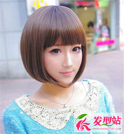 窄額頭女生流行什么發(fā)型 潮流短發(fā)修顏顯時(shí)尚