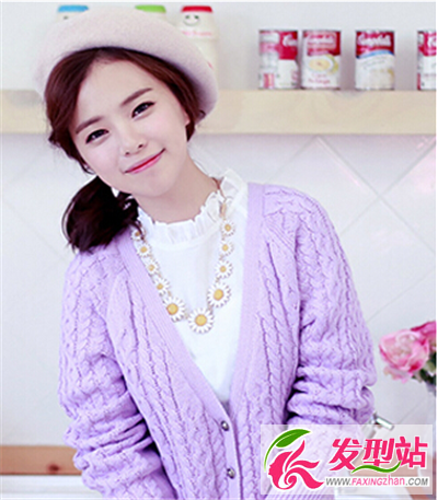 圓臉女生扎發(fā)新方法 發(fā)型好看又時尚