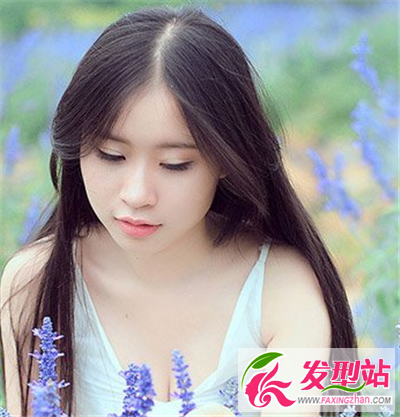 直發(fā)也可以很美 幾款秋季浪漫發(fā)型