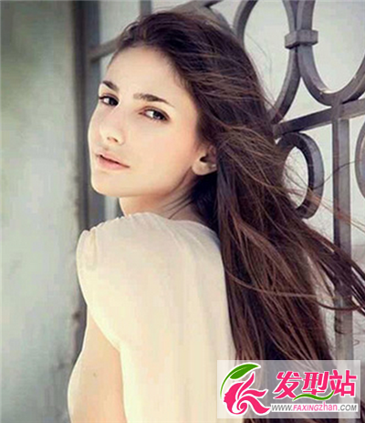 約會(huì)的時(shí)候該怎么打扮好呢 歐美浪漫長(zhǎng)發(fā)系列來(lái)襲