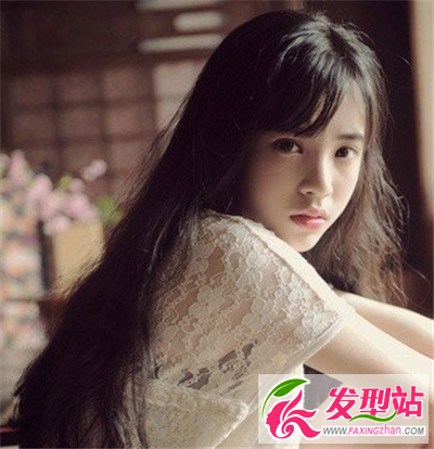 打造v臉型的中長款發(fā)型 讓你散發(fā)迷人的魅力