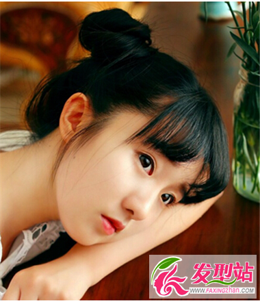 清純少女如何打扮 可愛扎發(fā)塑造萌妹子