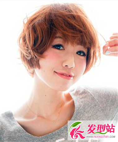 方臉女士適合什么樣的發(fā)型 時(shí)尚簡(jiǎn)約短發(fā)發(fā)型最修顏