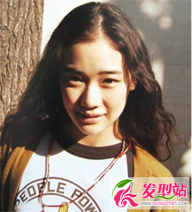 長(zhǎng)發(fā)造型燙發(fā)最好 麥穗燙發(fā)真時(shí)尚