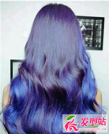 染發(fā)發(fā)型讓你瞬間蛻變 長(zhǎng)發(fā)女生時(shí)尚染發(fā)圖片